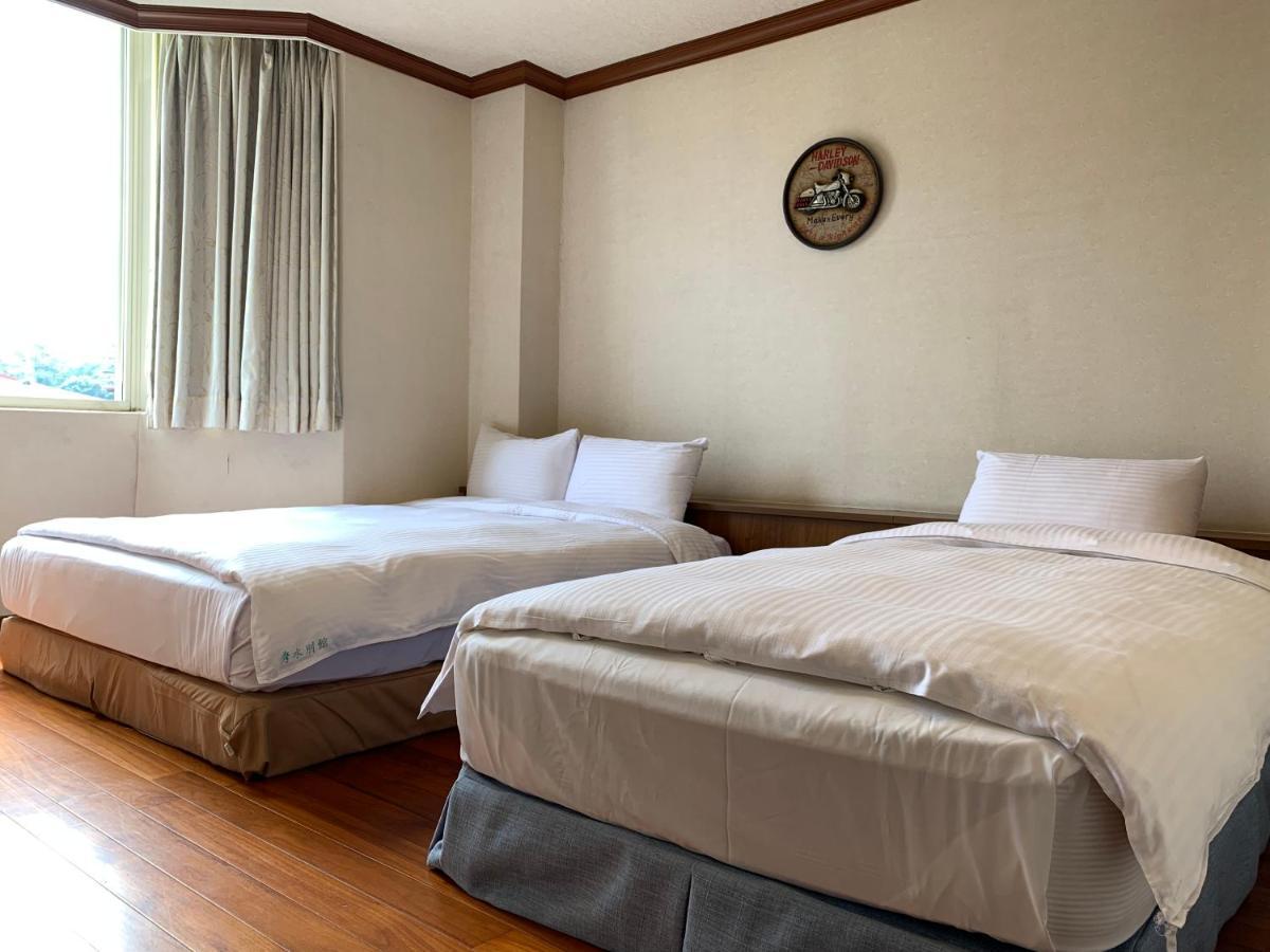 Xiu Shui Hotel Юйчі Екстер'єр фото