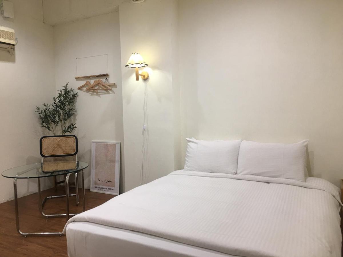 Xiu Shui Hotel Юйчі Екстер'єр фото
